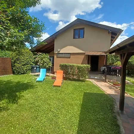 Gardonyi Fahaz 4 Fo Reszere Holiday home Gardony